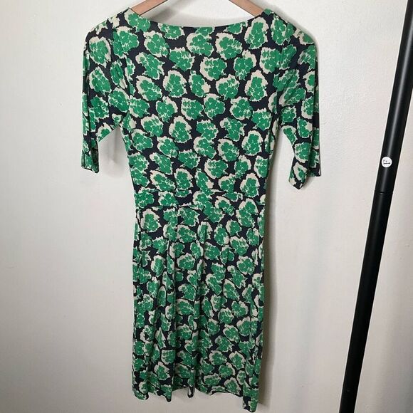 Boden Annie Floral Tencel Dress - Picture 3 of 9